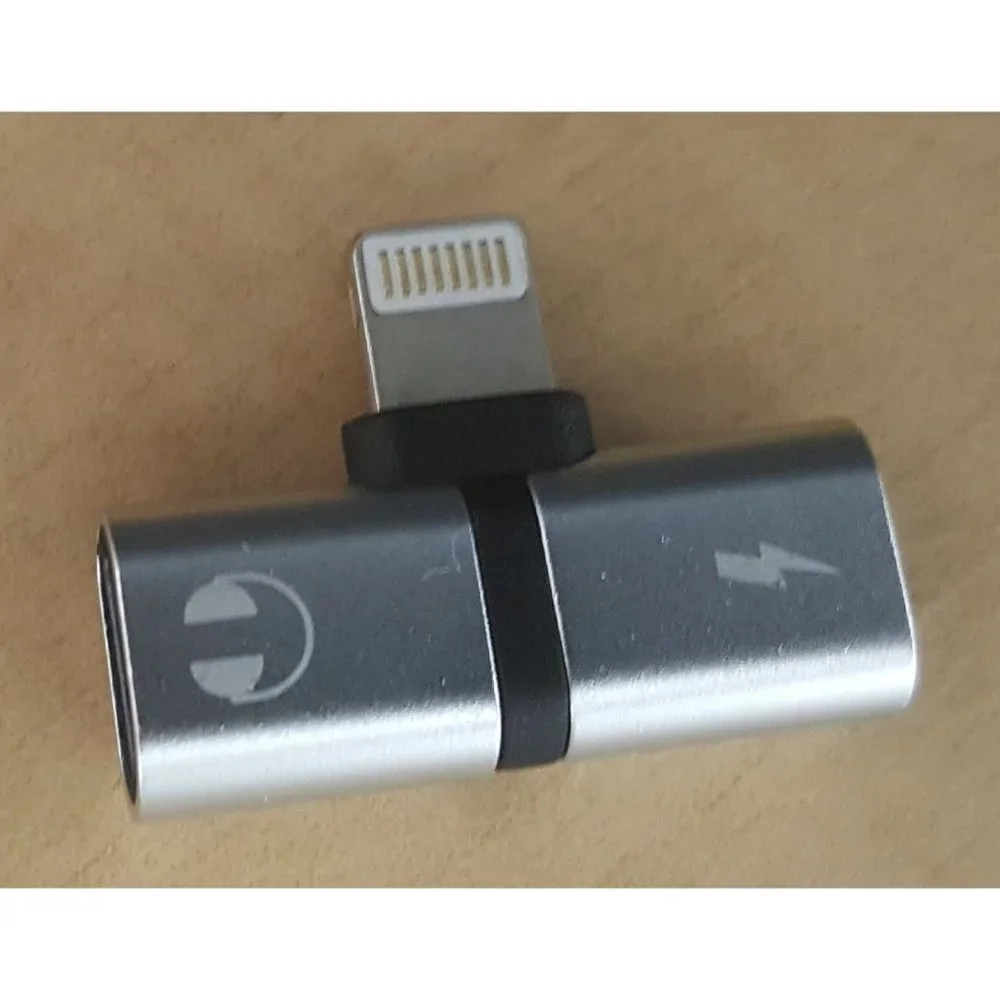 iPhone Audio and Charge 2 in 1 Adaptor - Silver